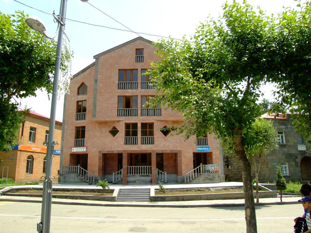 Hotel Central Jermuk Exterior photo